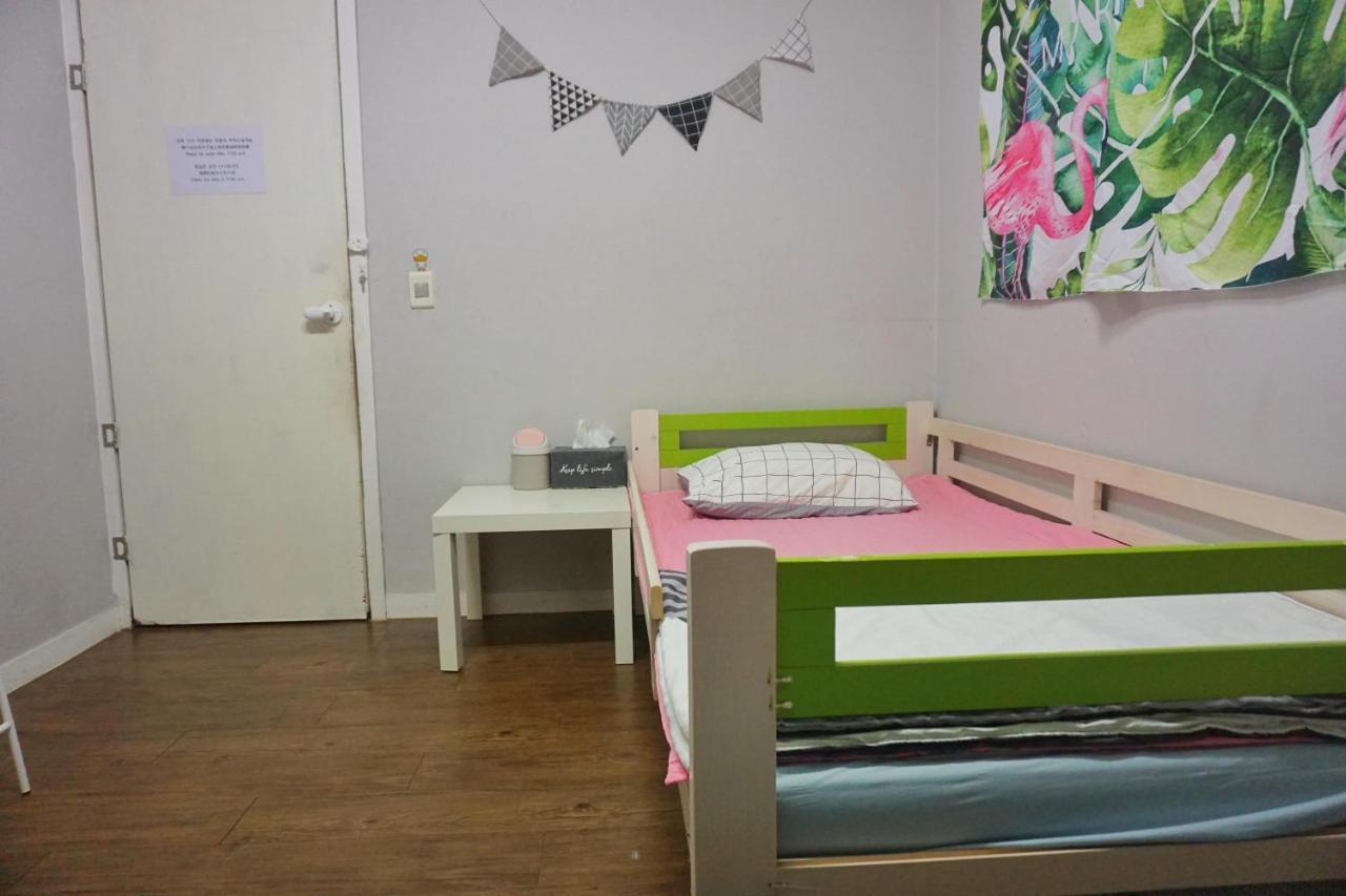 Tiara Guesthouse Seoul Exterior foto