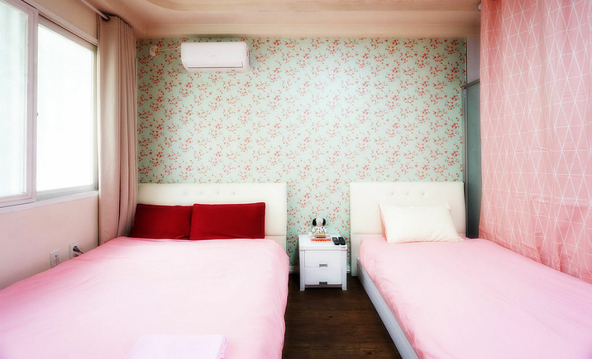 Tiara Guesthouse Seoul Exterior foto